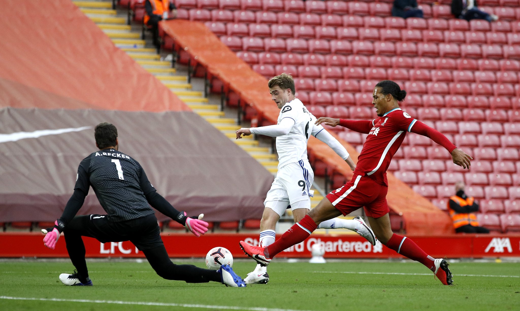 租借对扎哈 租借对扎哈