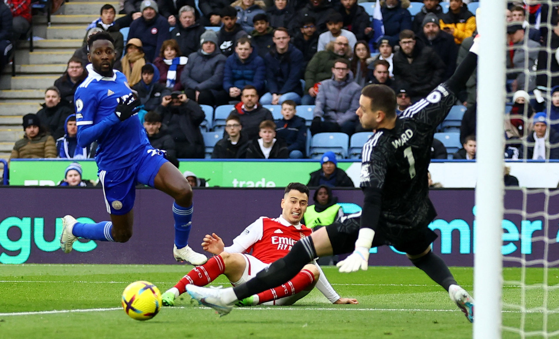 仅是对女足 仅是对女足